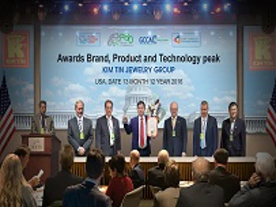 Kim Tín Vinh dự Đạt Cúp Vàng Quốc tế: Thương hiệu, Sản phẩm và Công nghệ đỉnh cao tại Mỹ