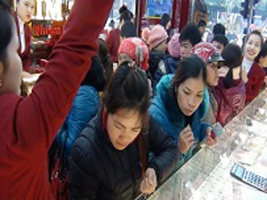 Thông tin giá vàng ngày 13.03.2015: Thị trường vàng có dấu hiệu phục hồi