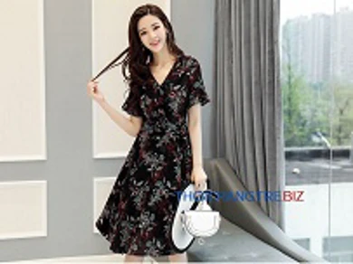 10 mẫu váy xòe họa tiết cực xinh diện chơi hè 2017