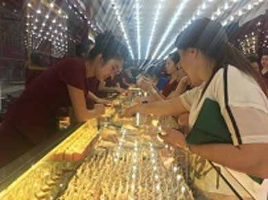 Thông tin thị trường vàng sáng 05.7.2017: Vàng phát tín hiệu phục hồi nhẹ