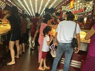 Thông tin thị trường vàng sáng 18.7.2017: Vàng tiếp tục đà tăng