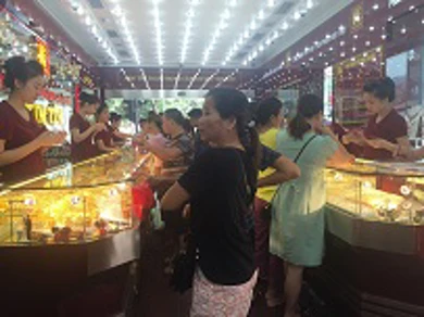 Thông tin thị trường vàng sáng 07.8.2017: Đầu tuần vàng biến động nhẹ