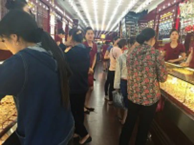 Thông tin thị trường vàng sáng 3.8.2018: vàng vẫn chưa dừng đà giảm