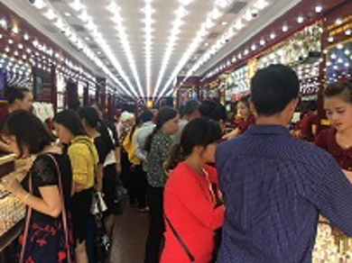 Thông tin thị trường vàng sáng 8.8.2018: Vàng nhích nhẹ