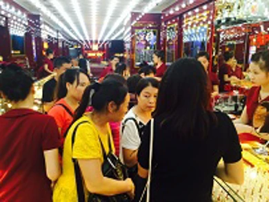 Thông tin thị trường vàng sáng 25.10.2018: Đầu phiên giá vàng bật tăng 