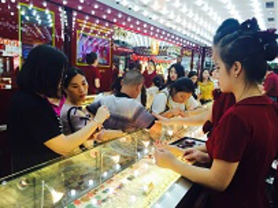 Thông tin thị trường vàng sáng 13.8.2019: Vàng trong nước tiếp đà tăng mạnh