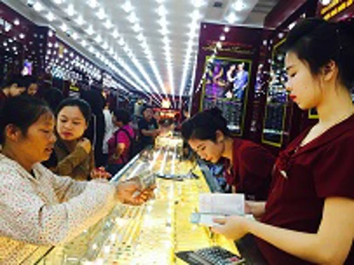 Thông tin thị trường vàng sáng 14.8.2019: Vàng lại giảm sâu tuột mốc 42 triệu mỗi lượng