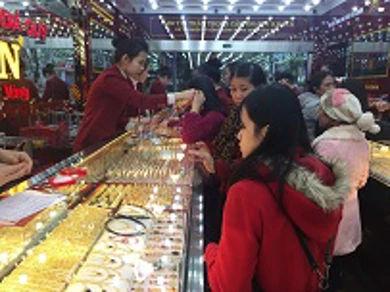 Bản tin thị trường vàng sáng 28.12: Đầu tuần giá vàng bật tăng khá mạnh