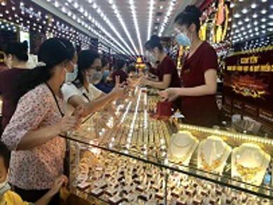 Bản tin thị trường vàng sáng 13/10: Vàng trong nước bật mức cao