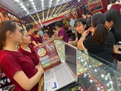 Bản tin thị trường vàng sáng 6/5/2025: Giá vàng bật tăng mạnh