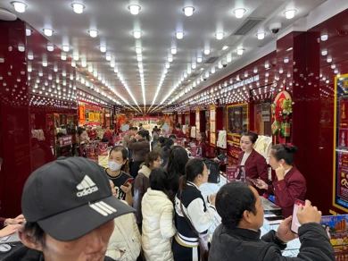 Bản tin thị trường vàng sáng 2/2/2026: Đầu tuần vàng giảm tiếp