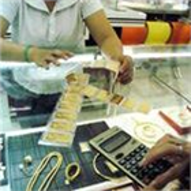 Vàng sẽ “sốt” tới 1,5 triệu đồng/chỉ?