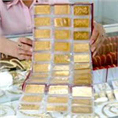 Vàng cũng... lên sàn!