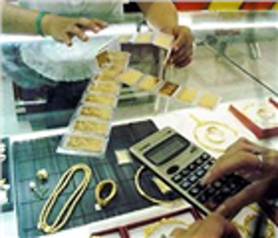 Giá vàng leo thang, nhà đầu tư đặt cược