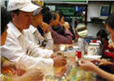 Thị trường vàng lùi bước