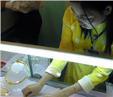 Vàng giảm giá mạnh!