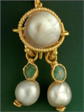 Phát hiện chiếc hoa tai bằng vàng 2.000 năm tuổi