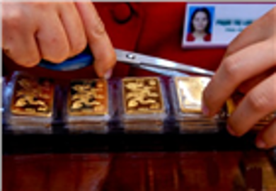 Giá vàng xoay quanh 17 triệu đồng, đôla tăng nhẹ