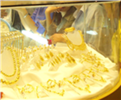 Vàng lại giảm giá mạnh