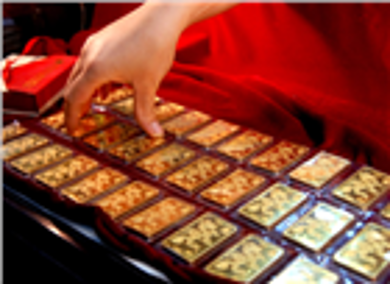 Giá vàng tăng thêm 130.000 đồng/lượng