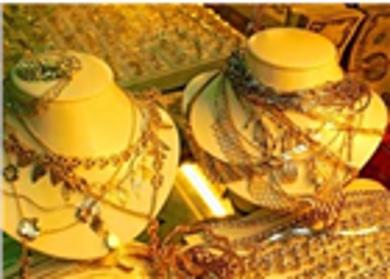 Thị trường vàng lùi bước