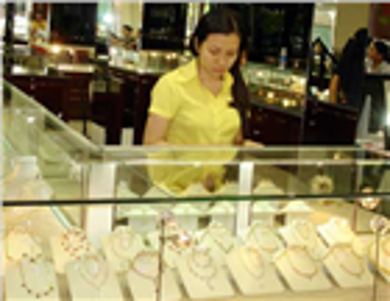 Giá vàng đầu năm đi xuống