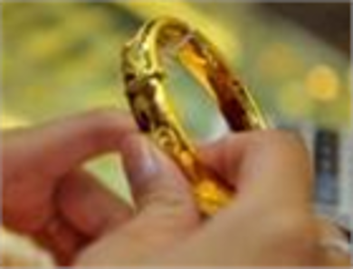 Giá vàng vượt 27,9 triệu đồng