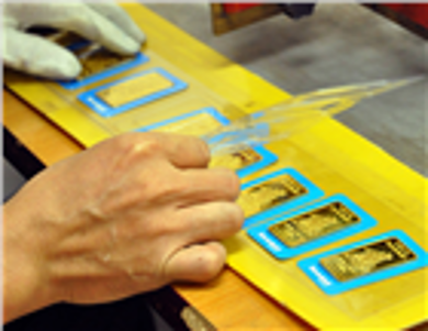 Giá vàng giảm từng giờ xuống sát 46 triệu đồng