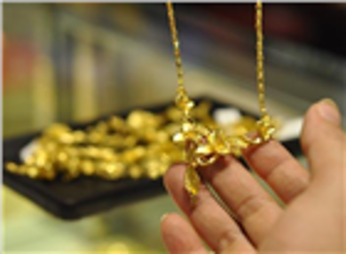 Giá vàng lại tiến sát mốc 48 triệu đồng