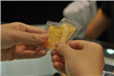 Thị trường vàng ngày 27/02/2013:  Chênh lệch vàng nội ngoại được co hẹp