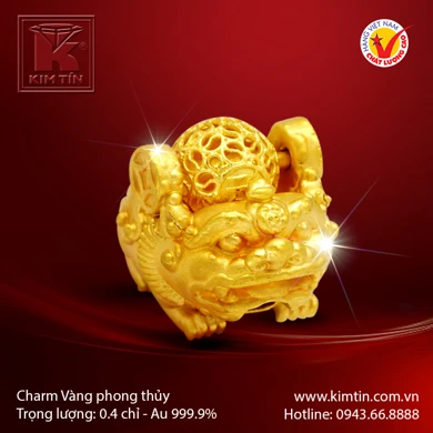 Charm vàng phong thủy