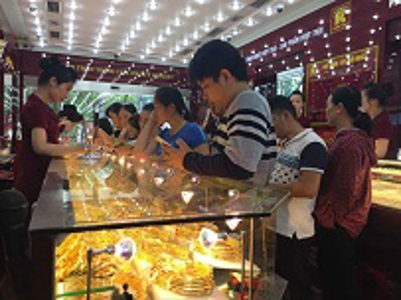 Thông tin thị trường vàng sáng 06.6.2017: Giá vàng trong nước ít biến động