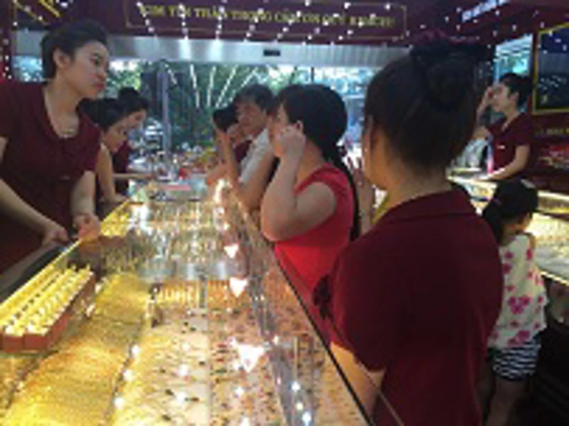 Thông tin thị trường vàng sáng 6.12.2018: Giá vàng thế giới vẫn ở mức cao