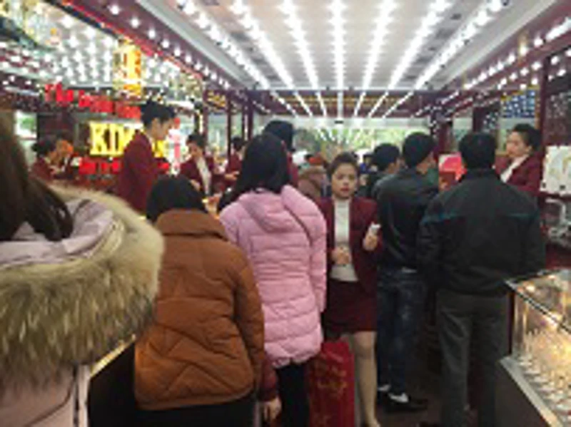 Thông tin thị trường vàng sáng 5.12.2019: Vàng thế giới giảm ngược chiều trong nước