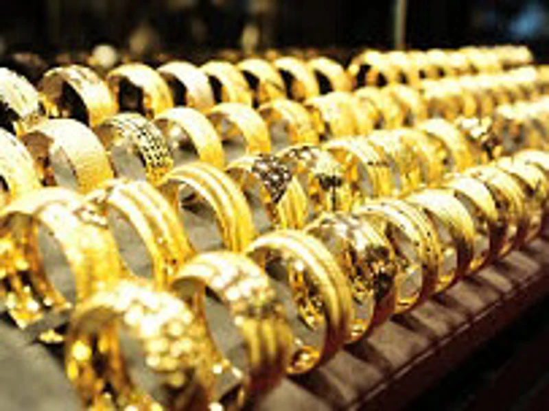 Bản tin thị trường vàng sáng 20/8/2024: Giá vàng SJC vọt tăng hàng triệu đồng mỗi lượng