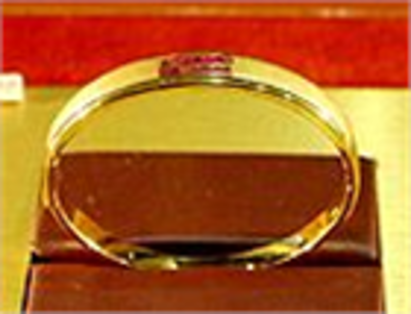 Vàng tiếp tục tăng giá