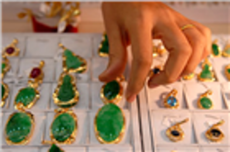 Giá vàng giảm mạnh