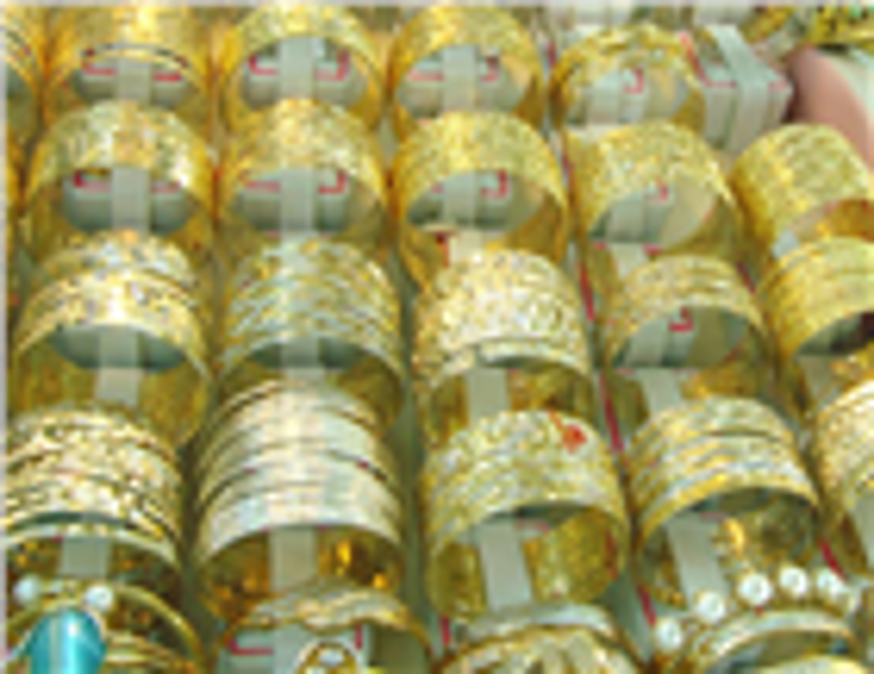 Giá vàng bất ngờ giảm