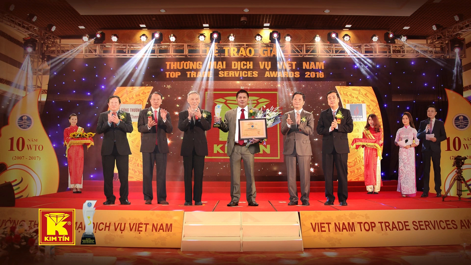 KIM TÍN - GIẢI THƯỞNG THƯƠNG MẠI VÀ DỊCH VỤ VIỆT NAM